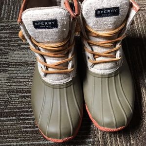 Sperry duck boots, worn but in good shape. Very cute Olive green tan and coral.